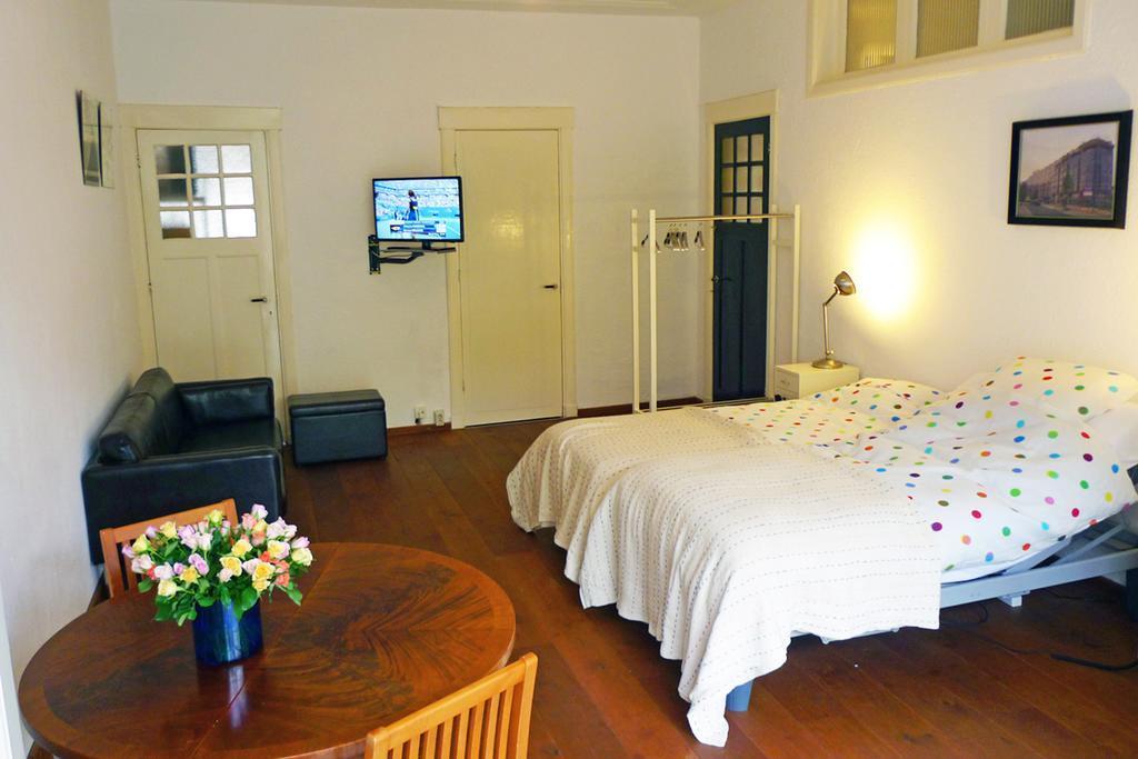 Bed & Breakfast Walenburg Rotterdam Ngoại thất bức ảnh